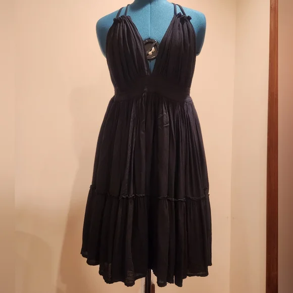 princess polly baby blue dress Etro Runway Paisley Silk Backless Flowy Maxi Dress Size 40 at 1stDibs main image 1